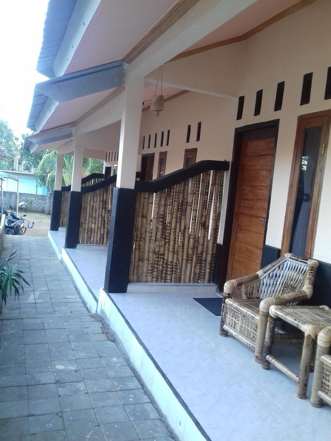 Telage Indah Homestay Kuta  Exterior photo