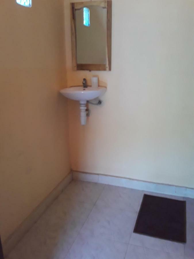 Telage Indah Homestay Kuta  Exterior photo